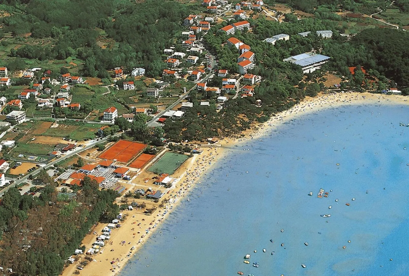 Apartment 696-5 For 6 + 4 Pers. In Lopar Croazia